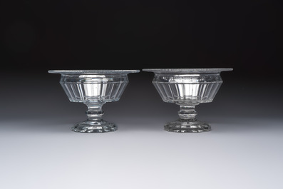 A pair of cut crystal footed bowls, 19th C.