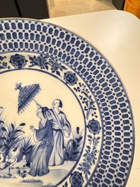 A Chinese blue and white 'La Dame au Parasol' plate after Cornelis Pronk, Qianlong