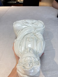 A Chinese white-glazed Guanyin, Kangxi mark, 19th C.