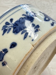 A rare Japanese blue and white 'Pipe Smoker' incense burner and cover, Edo, 17th C.