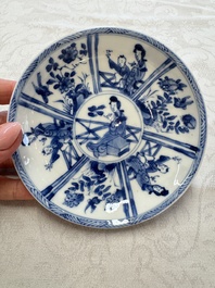 23 Chinese blue and white saucers with figural design, Yongzheng/Kangxi