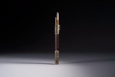 A Chinese travelling set with a pair of chopsticks and a knife, 19th C.