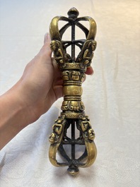 A large Tibetan bronze vajra, 18/19th C.