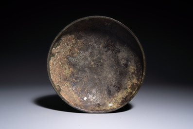 A large Chinese inscribed archaic bronze cover of a 'Gui 簋' vessel, Western Zhou