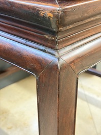 A Chinese hongmu stand and a square low table, 19th C.