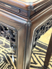 A Chinese hongmu stand and a square low table, 19th C.