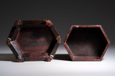 A Chinese soapstone-embellished hongmu 'Antiquities' box and cover, 19th C.