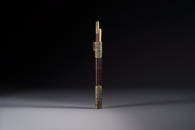 A Chinese travelling set with a pair of chopsticks and a knife, 19th C.