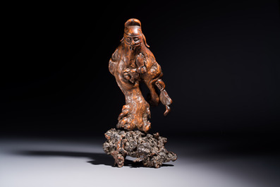 A group of 11 Chinese carved bamboo and wooden works, 19/20th C.