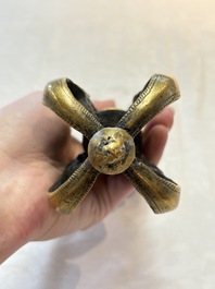 A large Tibetan bronze vajra, 18/19th C.