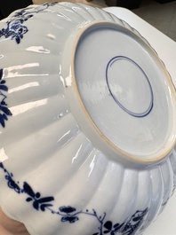 A pair of Chinese famille verte 'Sea Creatures' lobed plates, Kangxi