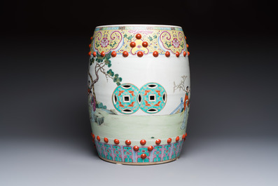 A Chinese famille rose 'Elegant Beauties' garden seat, 20th C.