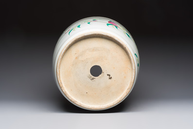 A Chinese famille rose 'Nine Peaches' jardini&egrave;re, 19th C.