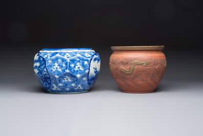 A Japanese blue and white jardini&egrave;re and a Tokoname stoneware jardini&egrave;re, 19/20th C.