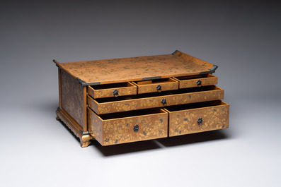 A very fine Japanese hiramaki-e on nashiji lacquer suzuribako, Edo, 18th C.