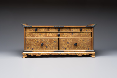A very fine Japanese hiramaki-e on nashiji lacquer suzuribako, Edo, 18th C.