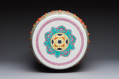 A Chinese famille rose 'Elegant Beauties' garden seat, 20th C.