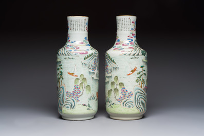 A pair of fine Chinese famille rose 'Ode to the Red Cliff' vases, Hongwu mark, Daoguang