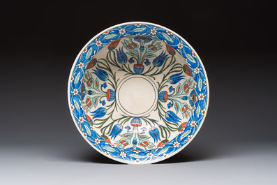 A fine Iznik-style footed bowl, Samson, Paris, 19th C.