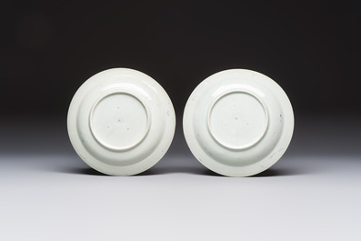 A Japanese Arita blue and white jug and a pair of plates, Edo, 17th C.