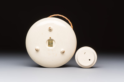 A fine Japanese Satsuma 'Butterflies' teapot and cover, Hattori 服部 mark, Meiji, 19th C.
