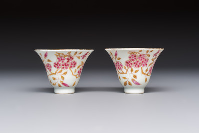 A Chinese famille rose wine pot and a pair of covered wine warming bowls with cups, Qianlong and Wang Fulong Zhi 汪福隆制 marks, 19/20th C.