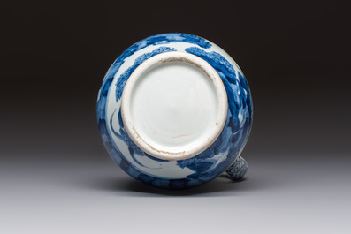 A Japanese Arita blue and white jug and a pair of plates, Edo, 17th C.