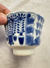 11 Chinese blue and white cups and 10 saucers, Kangxi and jade marks, 18/19th C.