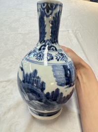A Japanese Arita blue and white jug and a pair of plates, Edo, 17th C.