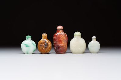 Five various Chinese jade, jadeite, agate and glass snuff bottles, 19th C.