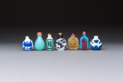 Seven Chinese glass snuff bottles, Daoguang mark, 19/20th C.