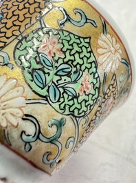 A fine Chinese famille rose gilt-decorated 'Elegant Beauty' cup and saucer, Yongzheng