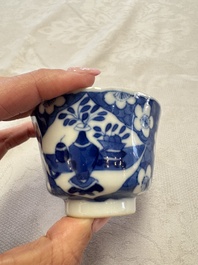 11 Chinese blue and white cups and 10 saucers, Kangxi and jade marks, 18/19th C.