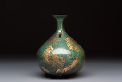 A Japanese patinated bronze vase, 20th C.