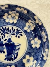 11 Chinese blue and white cups and 10 saucers, Kangxi and jade marks, 18/19th C.