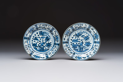 A Japanese Arita blue and white jug and a pair of plates, Edo, 17th C.