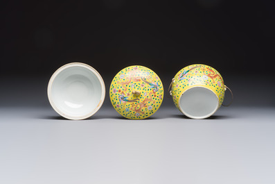 A pair of Chinese famille rose yellow-ground 'Dragon and Phoenix' covered warming bowls and a bowl, Tongzhi marks, 19th C.