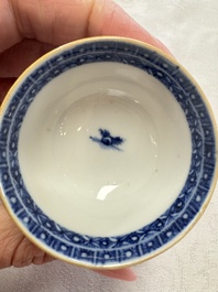 11 Chinese blue and white cups and 10 saucers, Kangxi and jade marks, 18/19th C.