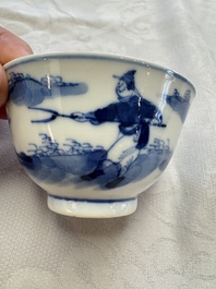 11 Chinese blue and white cups and 10 saucers, Kangxi and jade marks, 18/19th C.