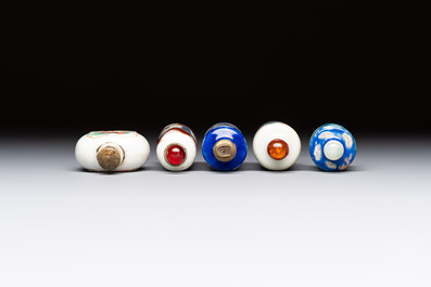 Five Chinese copper-red, blue and white, and polychrome snuff bottles, Yongzheng and Daoguang marks, 19/20th C.