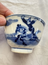 11 Chinese blue and white cups and 10 saucers, Kangxi and jade marks, 18/19th C.