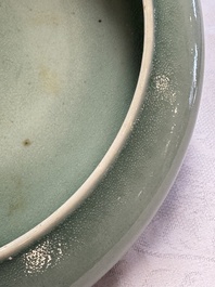 A Chinese green-glazed brush washer, 18th C.
