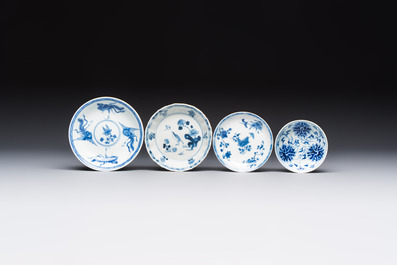 10 Chinese blue and white cups and 16 saucers, Kangxi and later