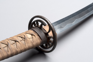 A Japanese wakizashi, signed Izumi no Kami Kanesada, with koshirae, Edo, 18/19th C.