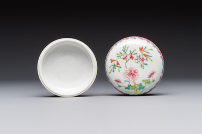 Five Chinese famille rose wares with floral design, Qianlong and Hongxian marks, Republic