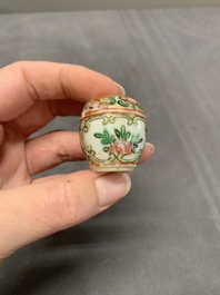 Eight Chinese famille rose wares, 19/20th C.