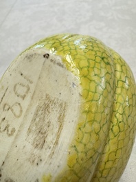 A rare Chinese green-enamelled yellow-ground 'Melon' tureen and cover, 18/19th C.