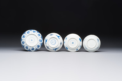 10 Chinese blue and white cups and 16 saucers, Kangxi and later
