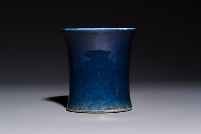 A Chinese powder-blue brush pot, 19th C.