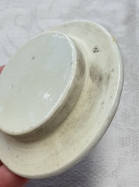A Chinese famille rose wine pot and a pair of covered wine warming bowls with cups, Qianlong and Wang Fulong Zhi 汪福隆制 marks, 19/20th C.